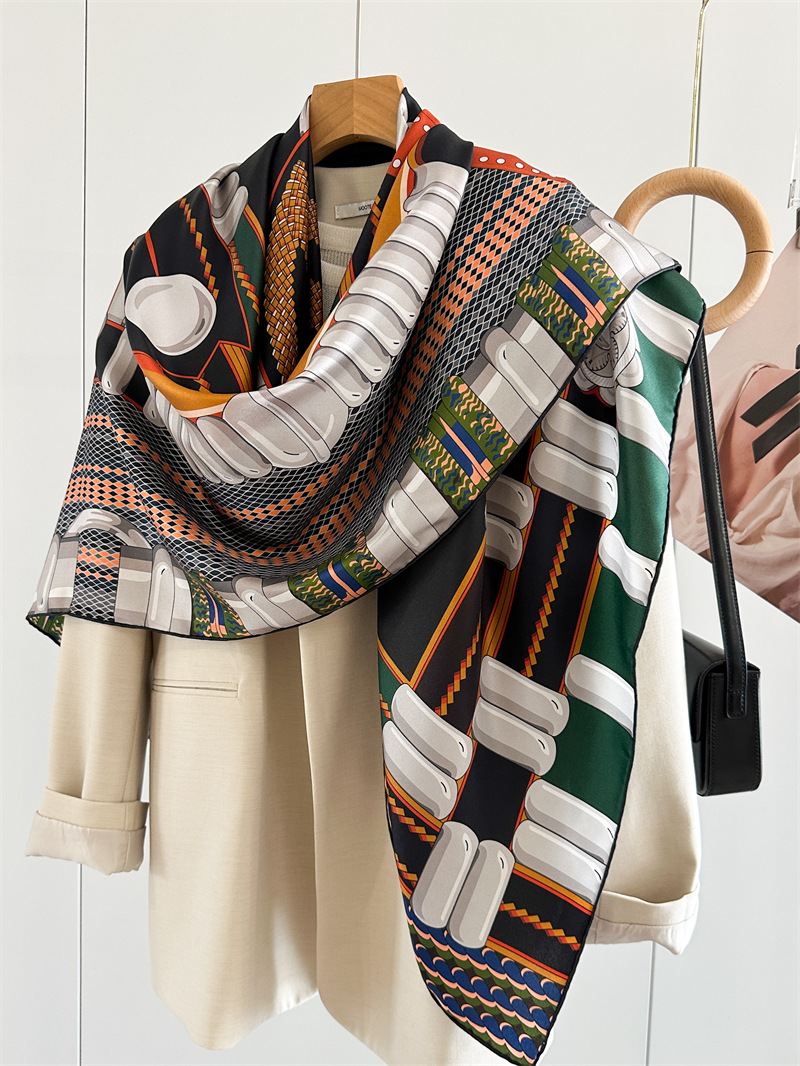 Seidenschal mit Satteldruck, L – Travel Accessories Designer Bewertung und Preis